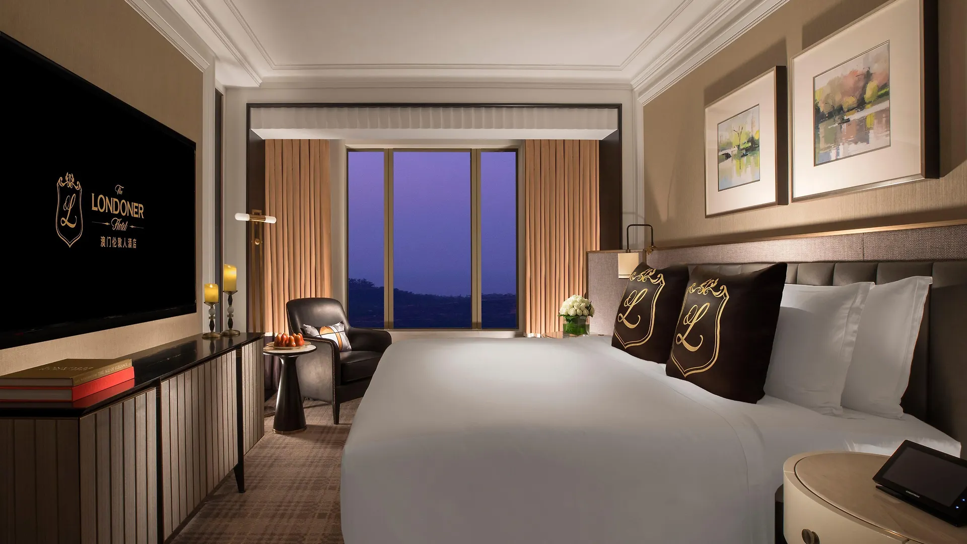 Holiday Inn Macao Cotai Central China