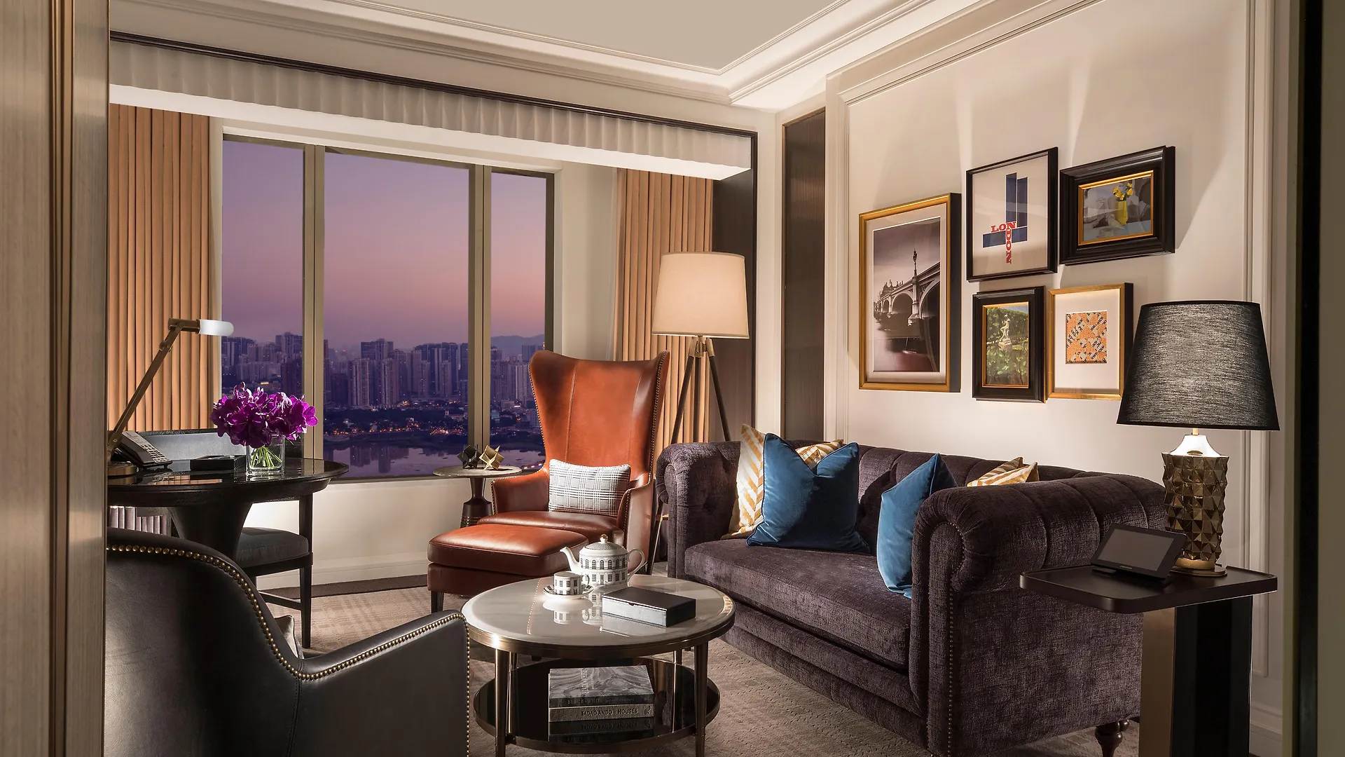 Holiday Inn Macao Cotai Central 4*, Macau